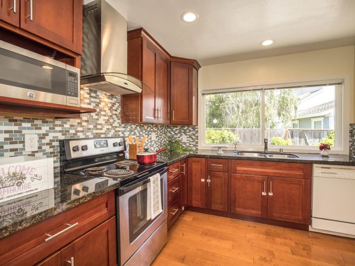 1023 Flying Fish St, Foster City, CA | . Photo 7 of 23