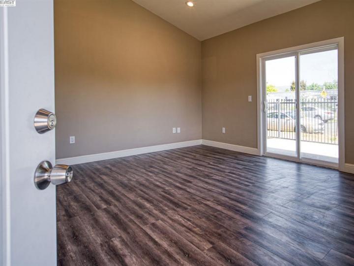 1063 87th Ave, Oakland, CA | East Oakland. Photo 5 of 40