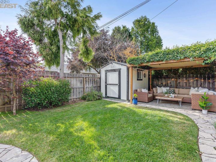107 Cypress Alameda CA Multi-family home. Photo 21 of 25