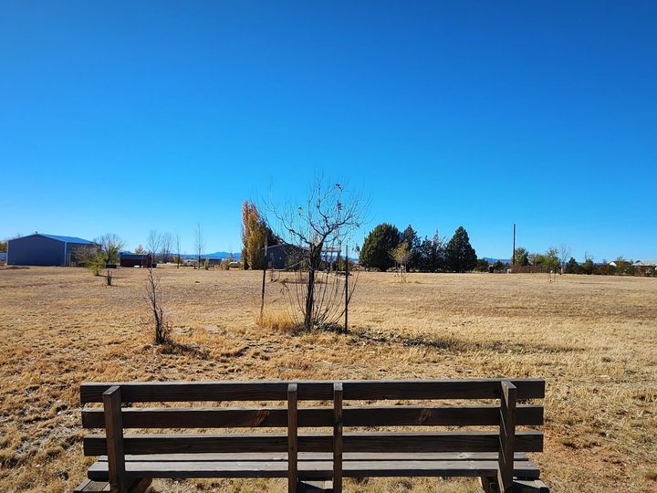 1105 W Ranch House Rd, Paulden, AZ | Under 5 Acres. Photo 35 of 42
