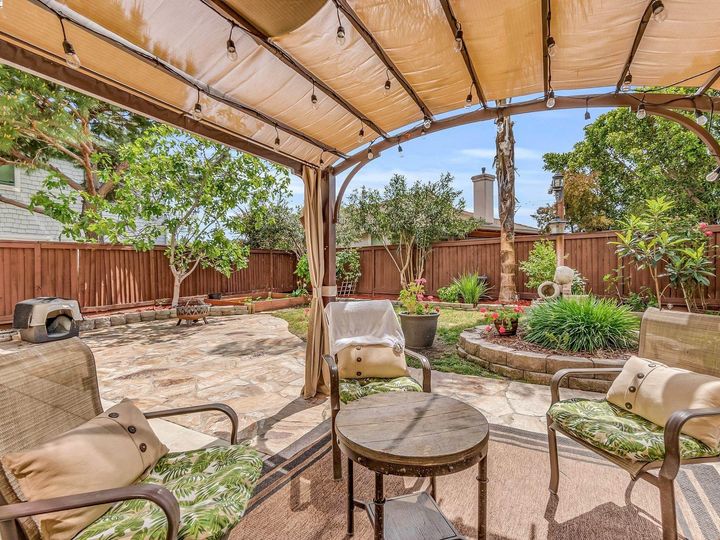 1118 Europena Dr, Brentwood, CA | Rose Garden. Photo 47 of 47