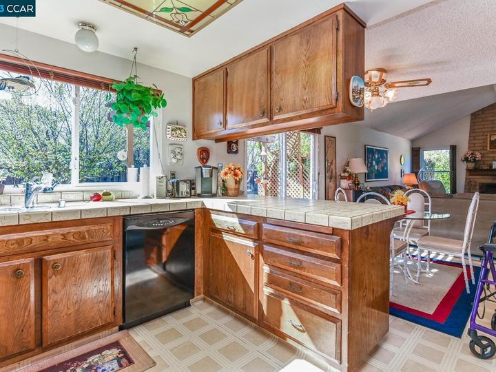 1199 Gamay Dr, Clayton, CA | Easeley Estates. Photo 14 of 27