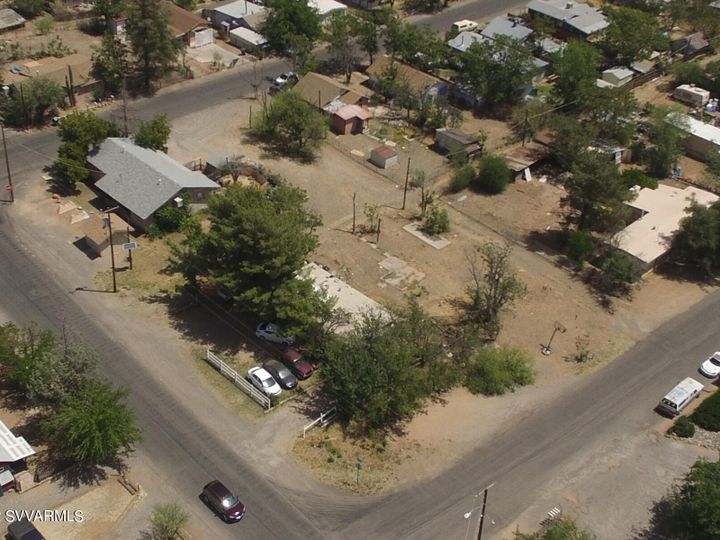 1209 E Cochise St Cottonwood AZ Multi-family home. Photo 8 of 10
