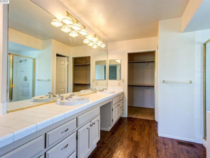 1270 Saint Andrews, Discovery Bay, CA | Discovery Bay Country Club. Photo 28 of 33