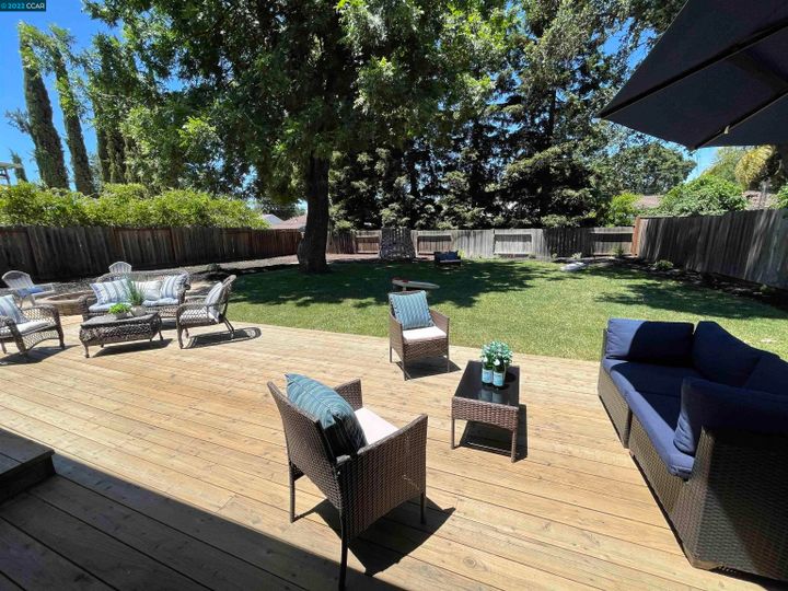 1271 Pear Dr, Concord, CA | Tree Haven. Photo 22 of 37