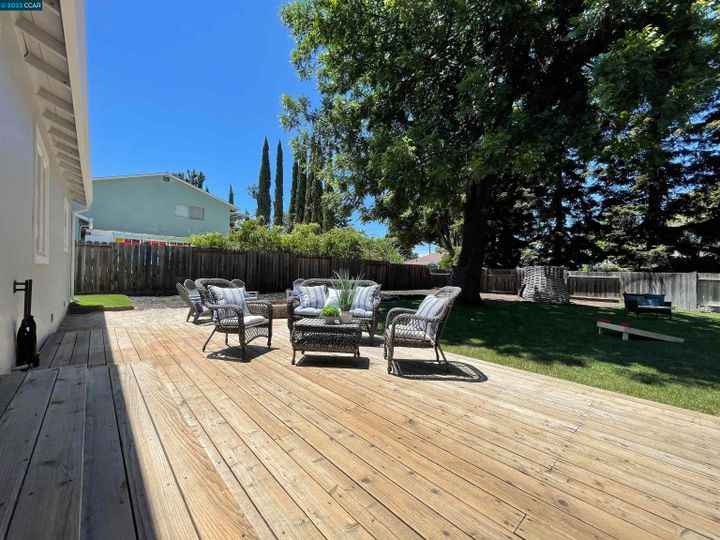 1271 Pear Dr, Concord, CA | Tree Haven. Photo 23 of 37