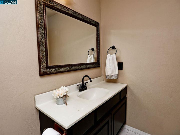 1295 Kenwal Rd #C, Concord, CA, 94521 Townhouse. Photo 18 of 25