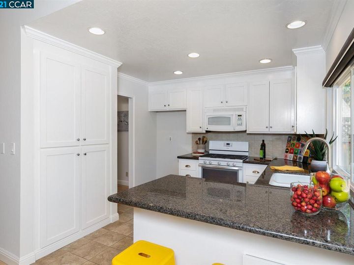 1301 New Hampshire Dr, Concord, CA | Clayton Highland. Photo 11 of 28
