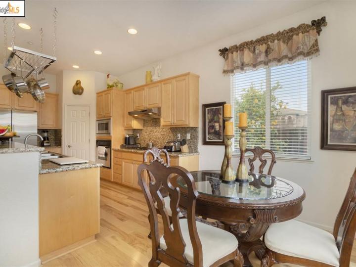 1311 Roselinda Ct, Brentwood, CA | Brentwood. Photo 9 of 22