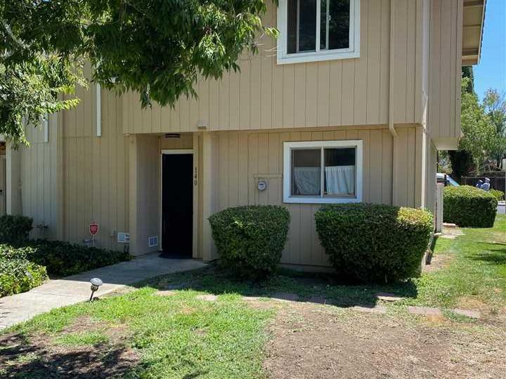 140 Arcadia Dr, Vacaville, CA, 95687 Townhouse. Photo 1 of 20