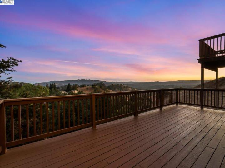 141 Peaceful Ln, Lafayette, CA | Secluded Valley. Photo 33 of 40