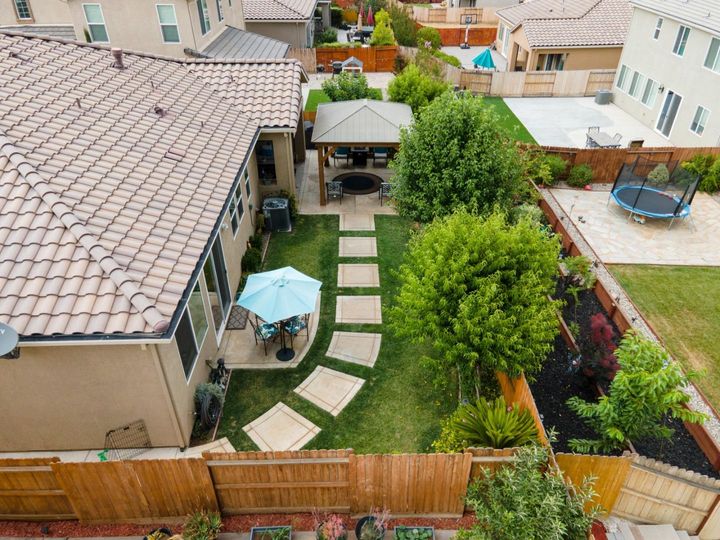 1581 Lily Ct, Hollister, CA | . Photo 9 of 51