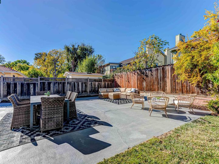 1612 Merian Dr, Pleasant Hill, CA | Gregory Gardens. Photo 20 of 23