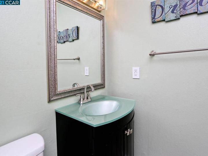 1632 Armstrong Ct, Concord, CA, 94521 Townhouse. Photo 13 of 27