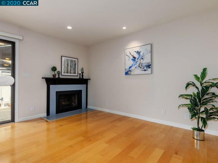 1658 Parkside Dr, Walnut Creek, CA, 94597 Townhouse. Photo 15 of 38