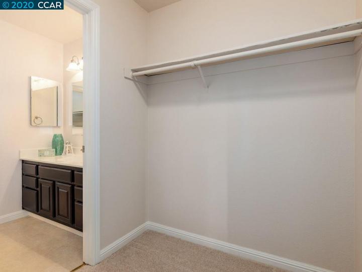 1658 Parkside Dr, Walnut Creek, CA, 94597 Townhouse. Photo 22 of 38