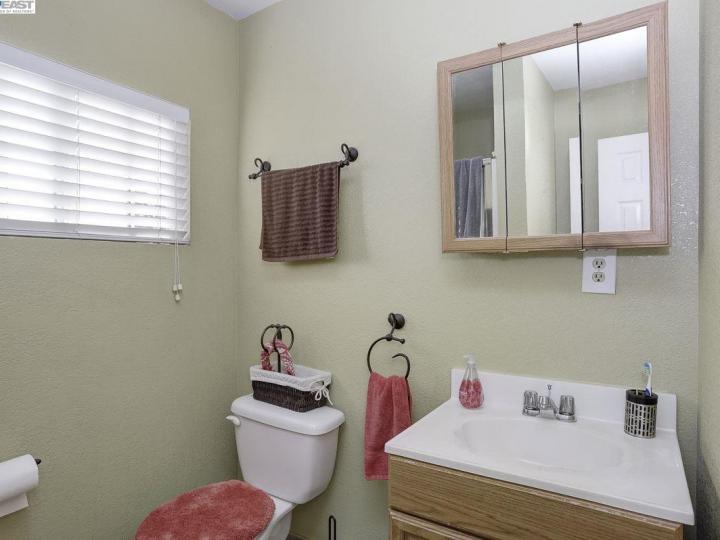 1675 162nd Ave, San Leandro, CA | Ashland District. Photo 12 of 31