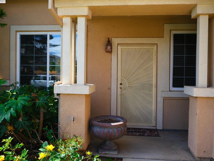 1680 Treehaven Ln, Tracy, CA | Woodfield Ests. Photo 3 of 23
