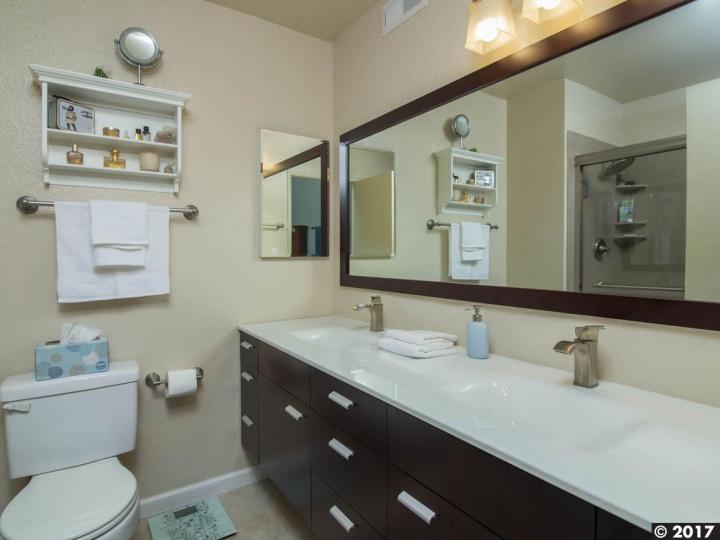 1702 Parkside Dr, Walnut Creek, CA, 94597 Townhouse. Photo 10 of 14