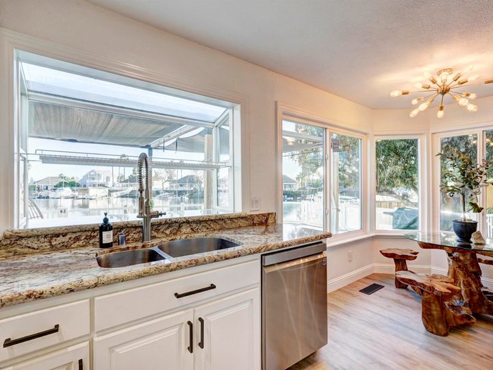 1741 Surfside Pl, Discovery Bay, CA | Delta Waterfront Access. Photo 16 of 60