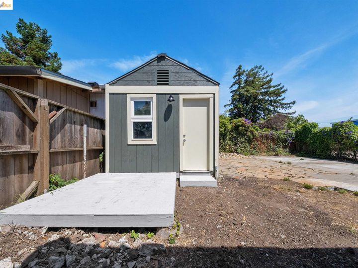 1809 96th Ave, Oakland, CA | East Oakland. Photo 8 of 35