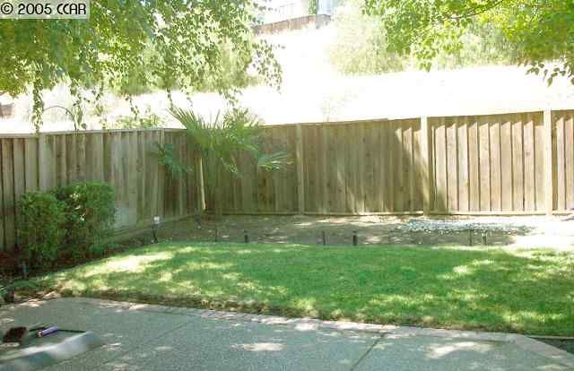 1858 N Forest Hill Pl Danville CA Multi-family home. Photo 9 of 9