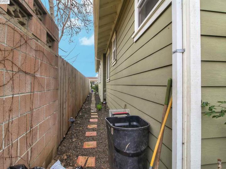 1951 Auseon Ave, Oakland, CA | East Oakland. Photo 9 of 27