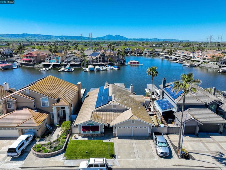 1972 Windward Pt, Discovery Bay, CA | Delta Waterfront Access. Photo 12 of 31