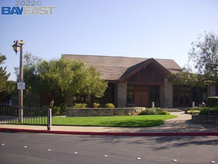 20031 Clement Dr, Castro Valley, CA | Palomares Hills. Photo 40 of 56
