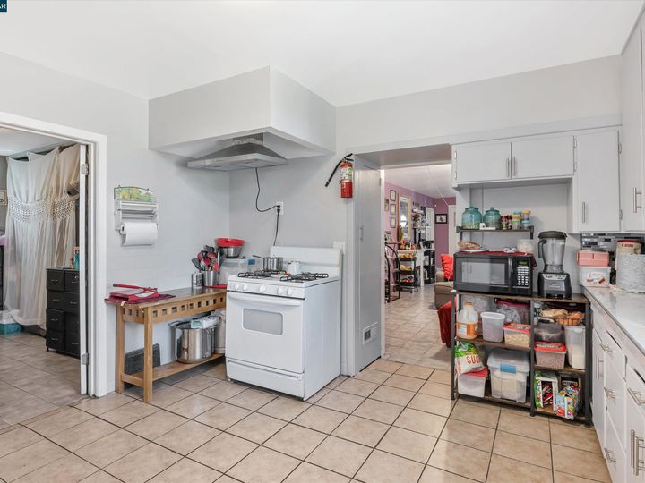 2018 83rd Ave, Oakland, CA | . Photo 11 of 27