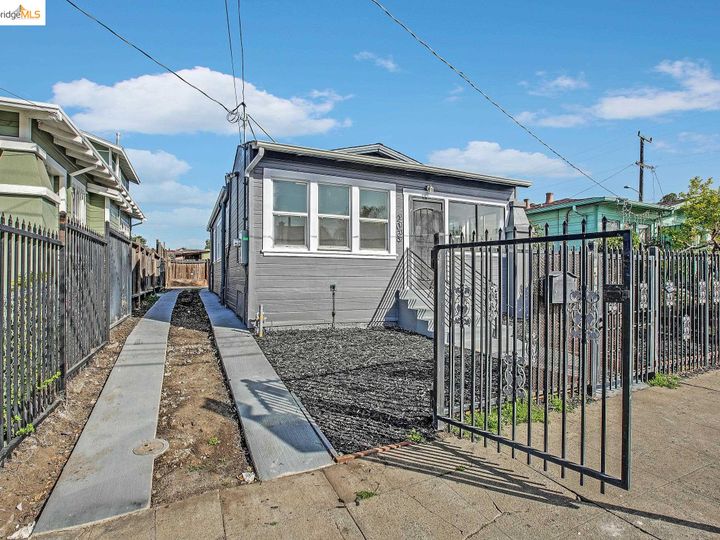 2039 96th Ave, Oakland, CA | East Oakland. Photo 30 of 31