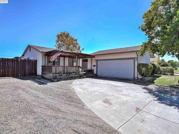 2041 Shetland Rd, Livermore, CA | Proud Country. Photo 22 of 28
