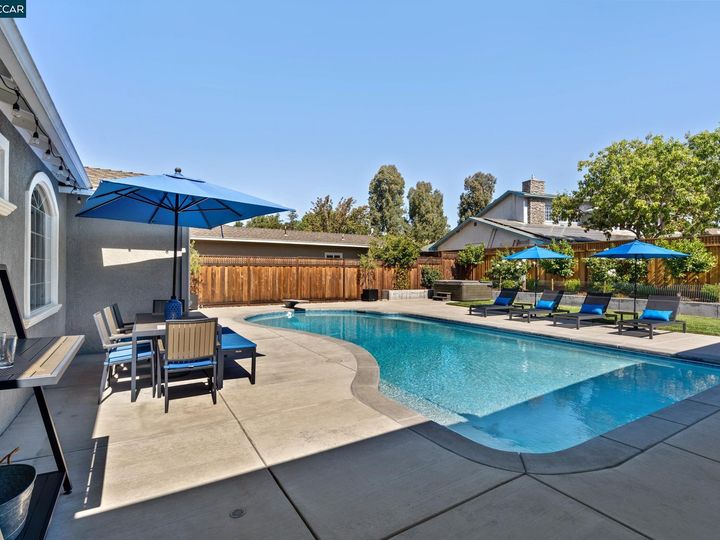 2042 Mars Rd, Livermore, CA | Three Fountains. Photo 48 of 60