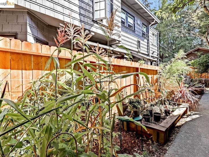 21 Westall Ave, Oakland, CA | Lower Pied Ave. Photo 36 of 40