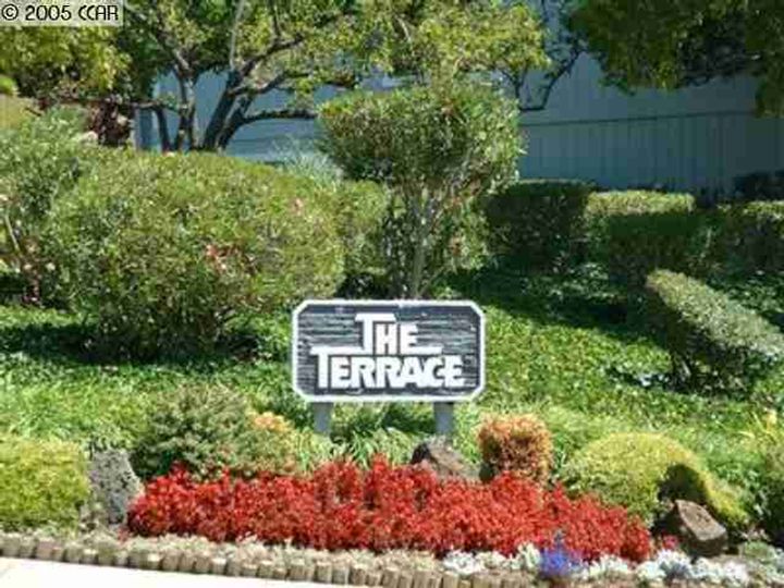 2163 Clearview Cir, Benicia, CA, 94510 Townhouse. Photo 9 of 9