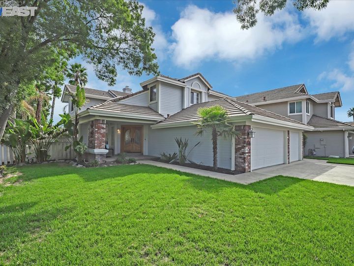 2207 Colonial Ct, Discovery Bay, CA | Discovery Bay Country Club. Photo 1 of 33