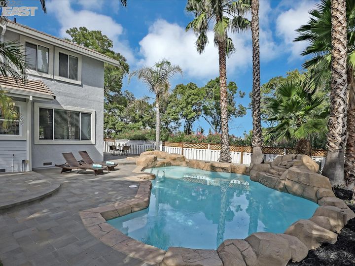 2207 Colonial Ct, Discovery Bay, CA | Discovery Bay Country Club. Photo 30 of 33