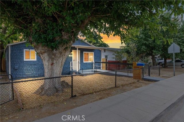 2216 Young St, Selma, CA | . Photo 6 of 38