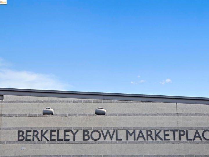 2223 Stuart St, Berkeley, CA | Berkeley Bowl. Photo 52 of 60
