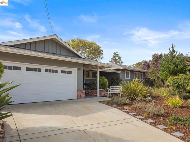 224 Inverness Ct, Oakland, CA | Sequoyah Hghlds. Photo 1 of 36