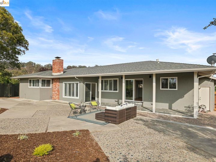 224 Inverness Ct, Oakland, CA | Sequoyah Hghlds. Photo 17 of 36