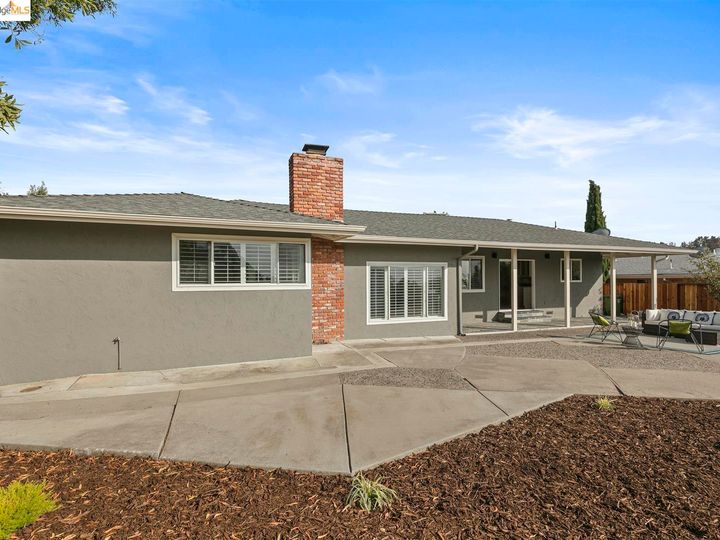 224 Inverness Ct, Oakland, CA | Sequoyah Hghlds. Photo 18 of 36