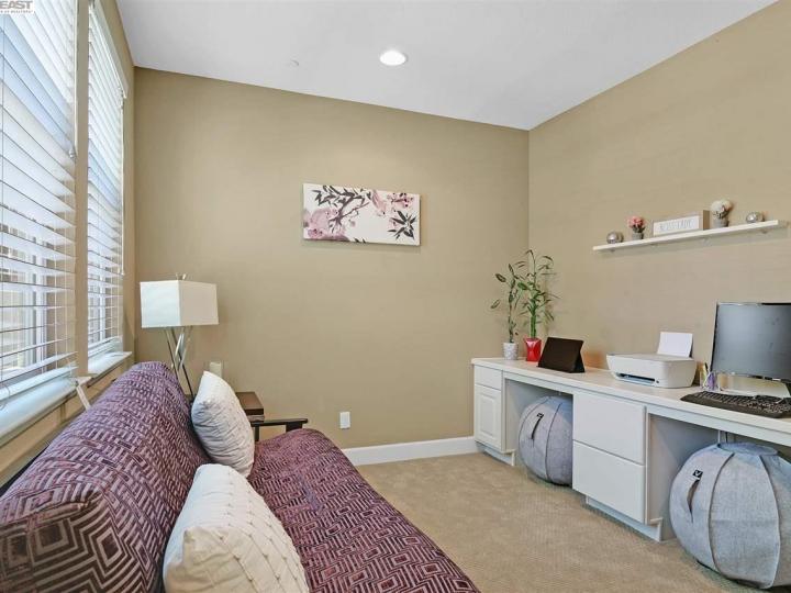 2283 Gibbons St condo #. Photo 5 of 32