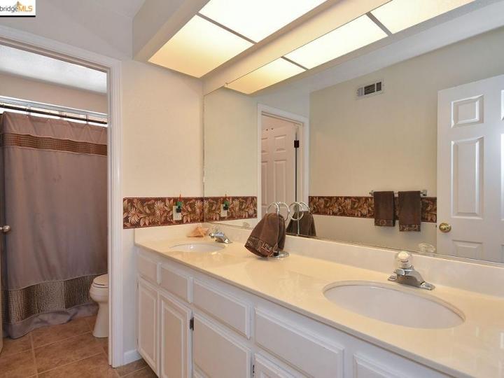 2325 Wayfarer Dr, Discovery Bay, CA | Discovery Bay Country Club. Photo 17 of 30