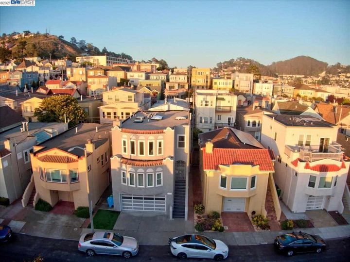 2326 16th Ave, San Francisco, CA | Parkside. Photo 37 of 38