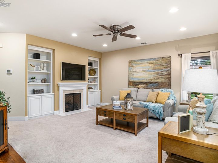 2373 Alsace Ct, Livermore, CA | Tapestry. Photo 14 of 33