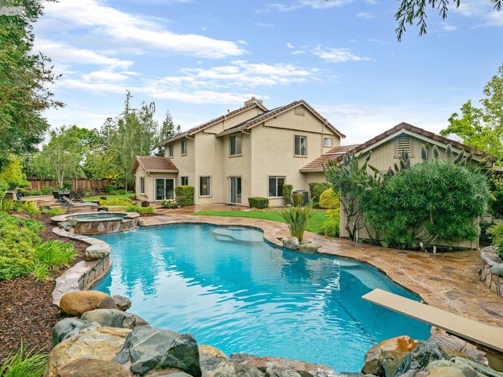 2373 Alsace Ct, Livermore, CA | Tapestry. Photo 23 of 33