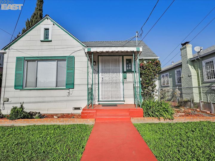 2433 108th Ave Oakland CA Home. Photo 1 of 36