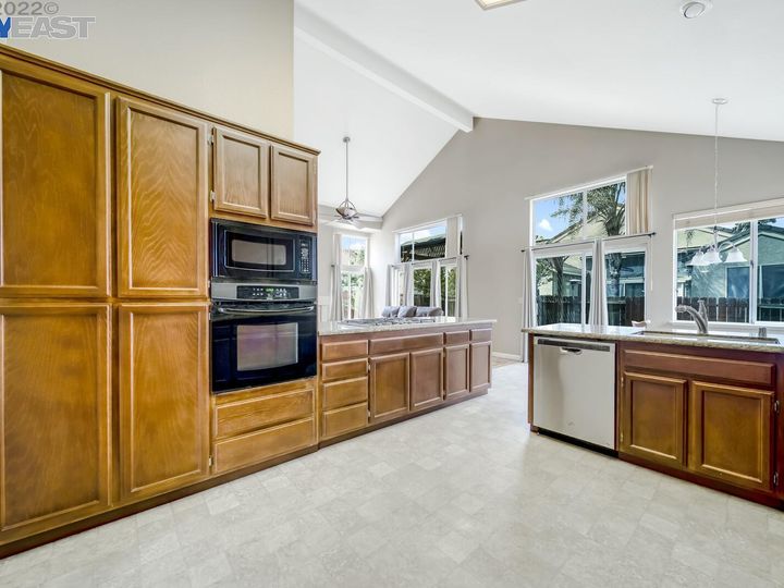 2482 Cove Pl, Discovery Bay, CA | Newport Landing. Photo 16 of 35
