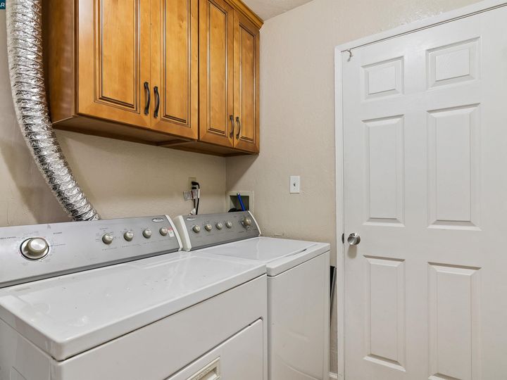 2507 Georgetown Ln, Antioch, CA, 94509 Townhouse. Photo 15 of 22